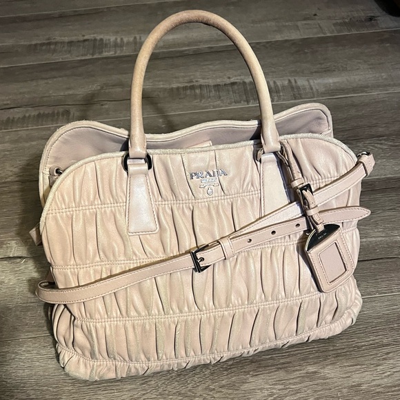 Prada Handbags - Prada Cream/ Beige/ Pink Leather Handbag